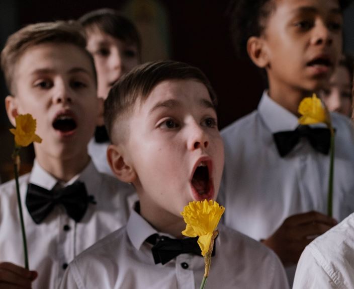 five forces boys choirs yellow flower smaller